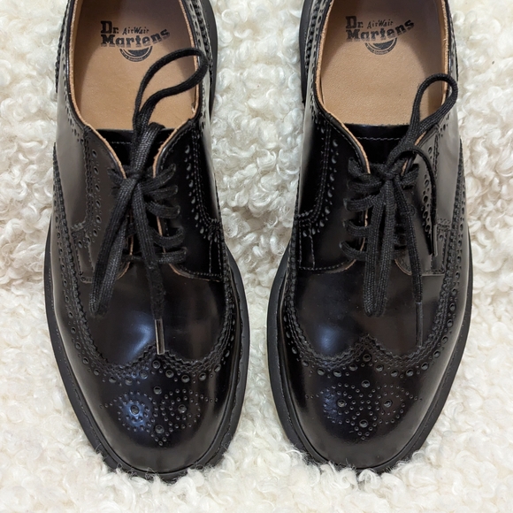 Dr. Martens Black Leather Brogue Shoes Size 36 - Picture 2 of 7
